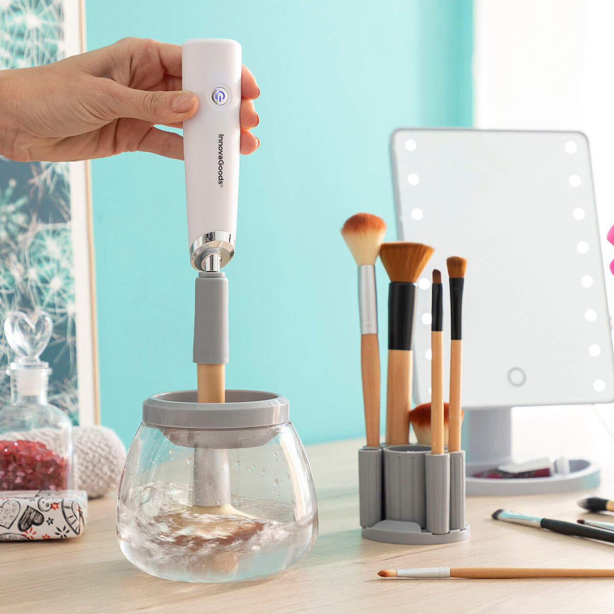 Automatic Make-up Brush Cleaner and Dryer