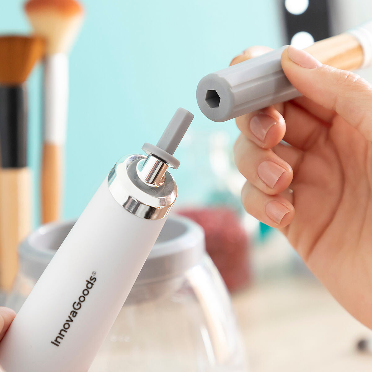 Automatic Make-up Brush Cleaner and Dryer